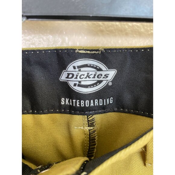 Dickies Skateboarding Pants Mens 38x32 Green Flat-Front Relaxed Durable Design - Picture 4 of 8